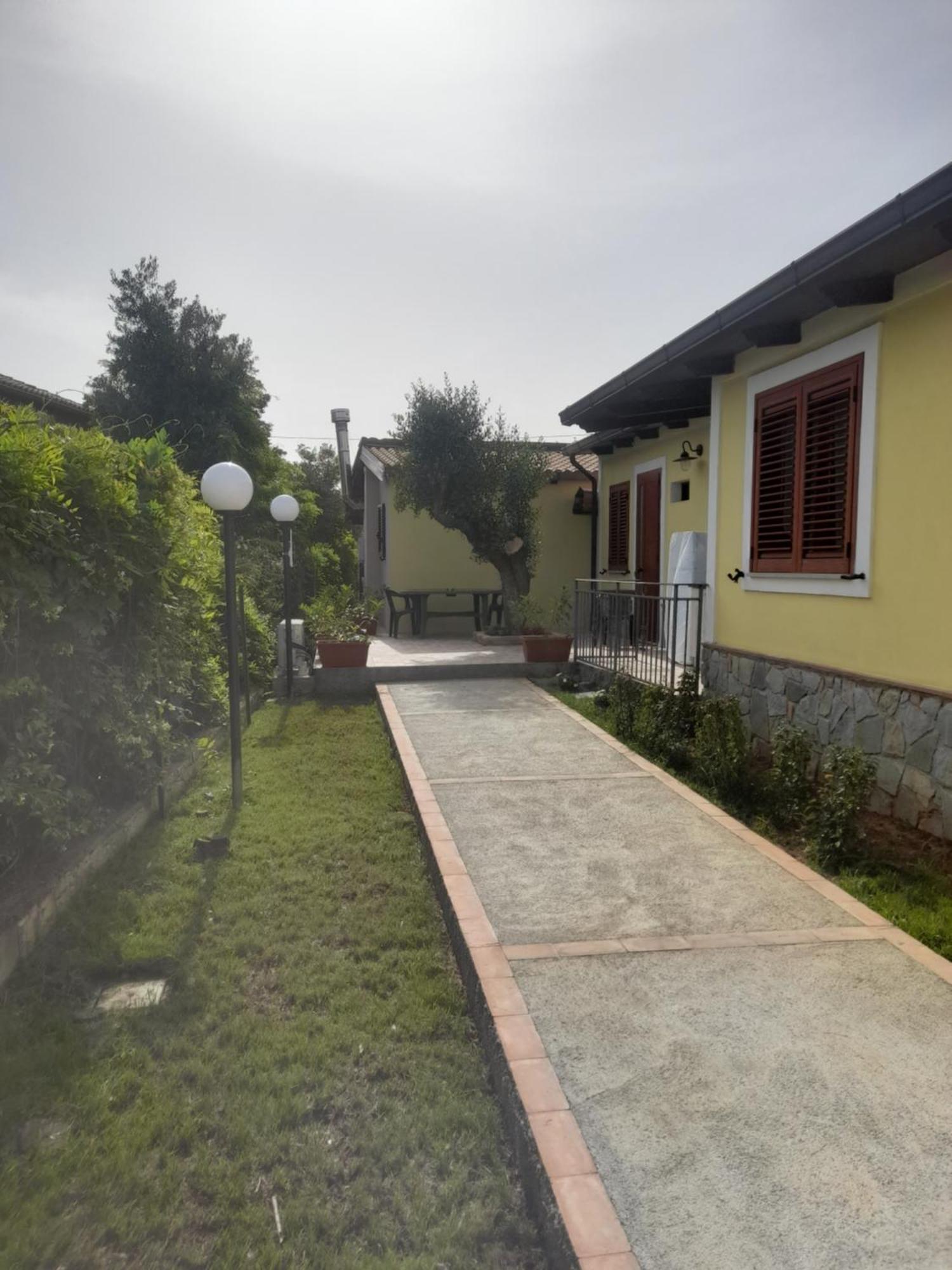 Parco Esmeralda - Family Residence E Breakfast Marina di Camerota Rum bild